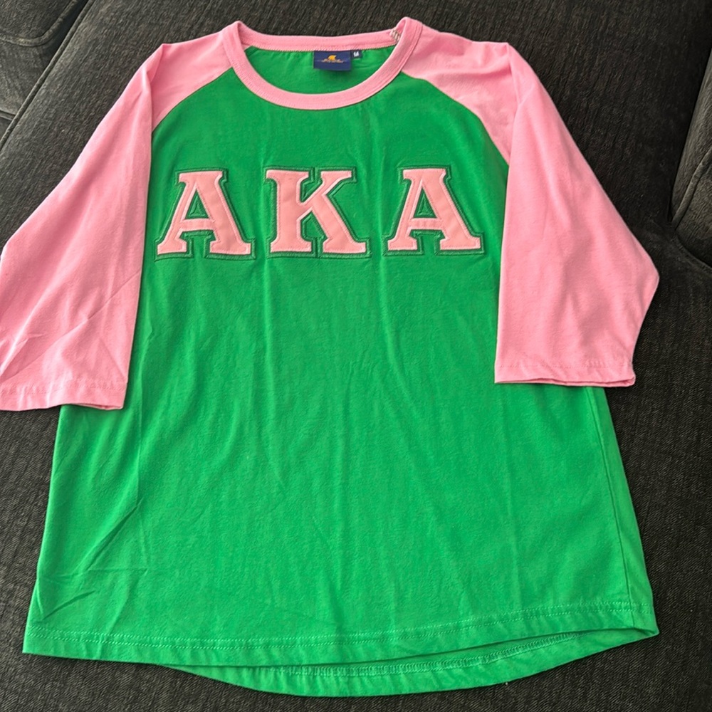 AKA Top